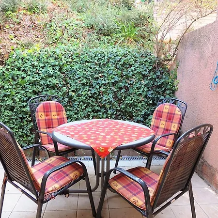 Mit Blick Auf * غريمو